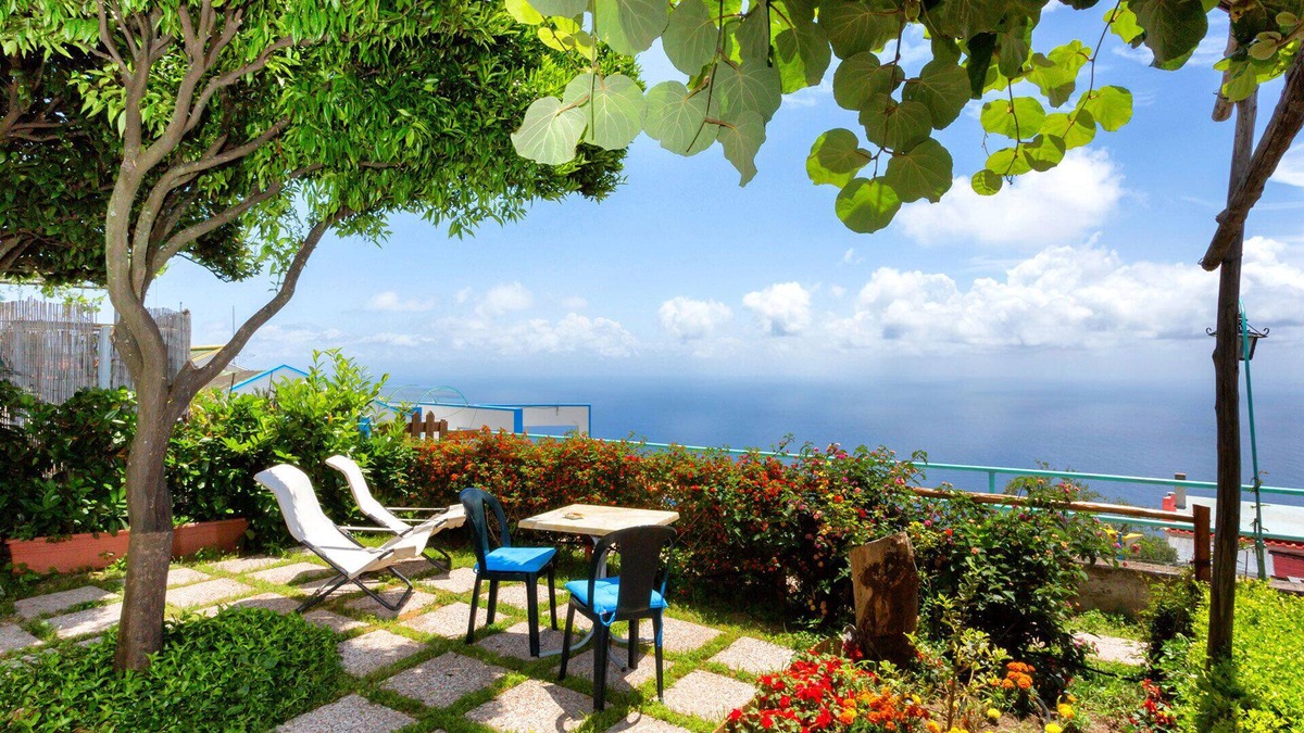 San Michele Apartment | IL RIFUGIO DI ELA 'Apartment Garden.