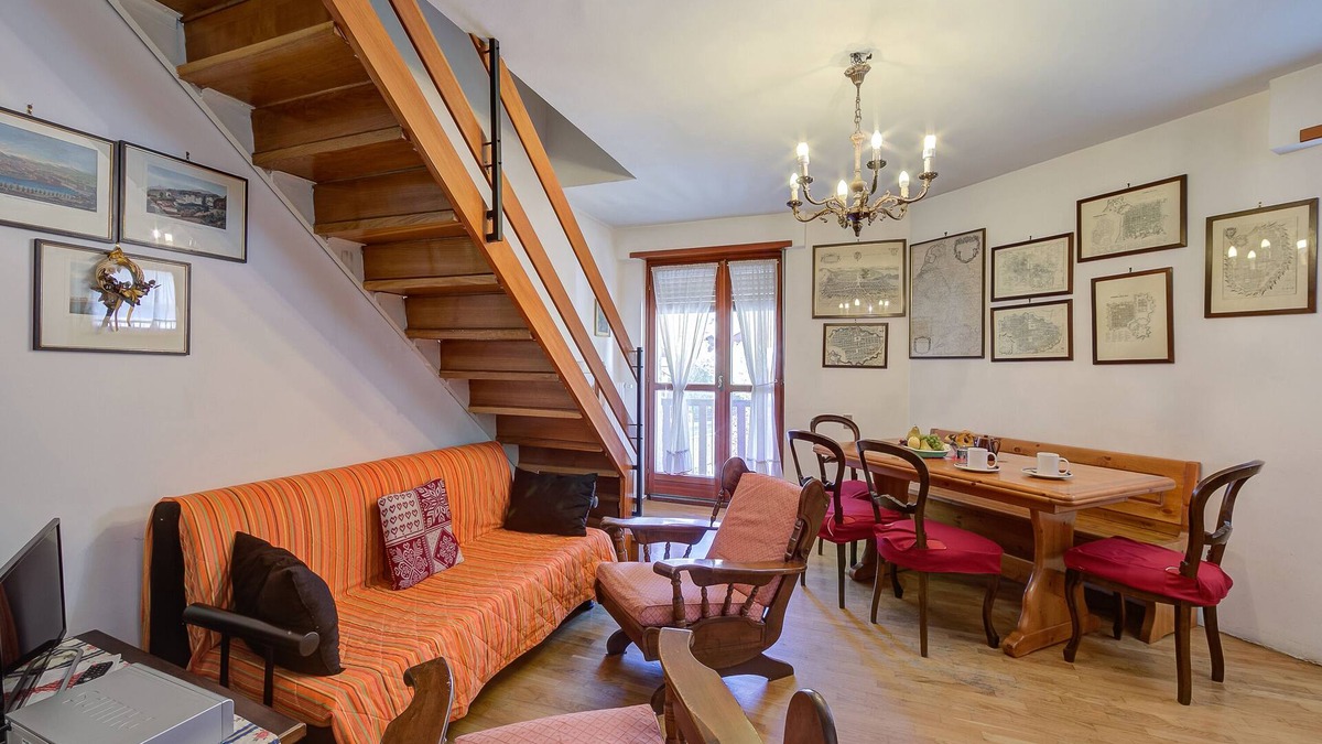 Bardonecchia Apartment | Il Rododendro (City Center), Bardonecchia, Italy