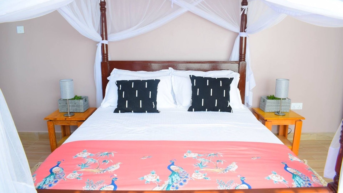 Voi Apartment | Ilala House, Voi - Spacious 2 Bed, 2 Bath with parking, 7 mins to Tsavo East
