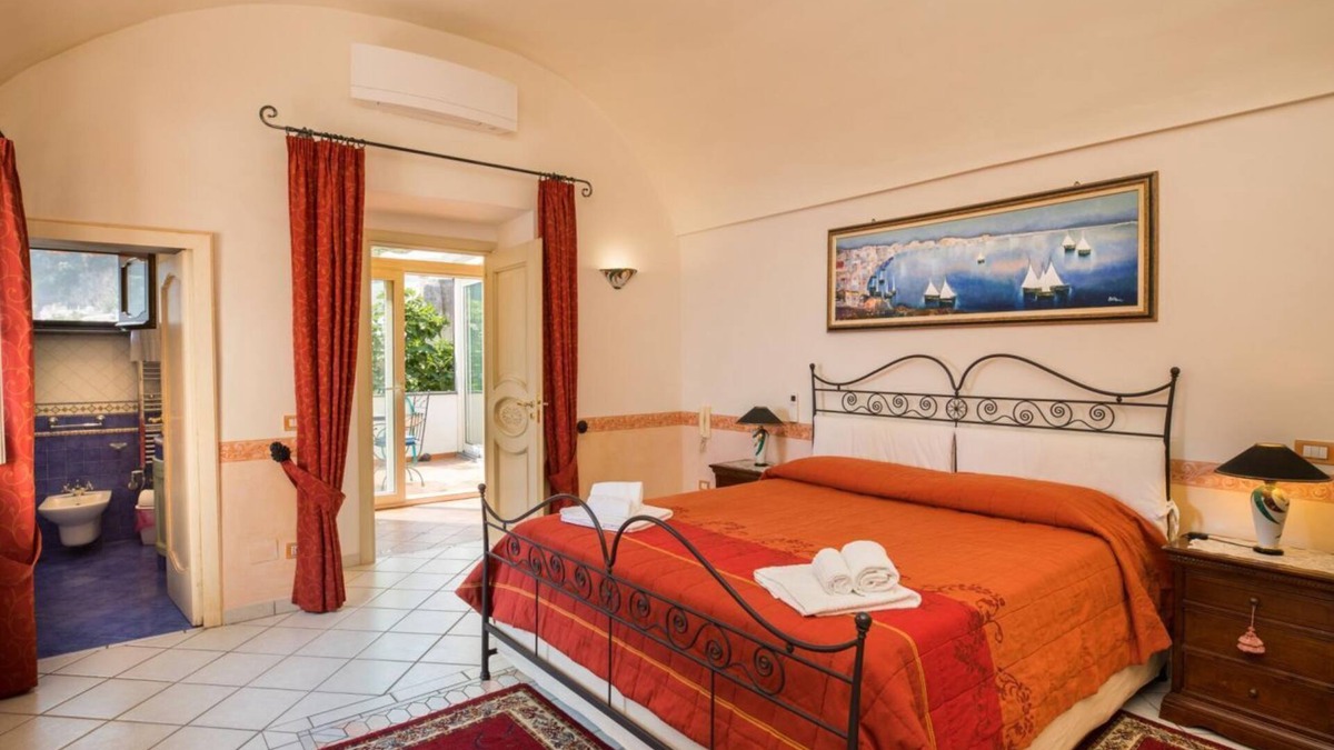 Chiesa Nuova Apartment | ILARY HOUSE luxury apartment in Positano