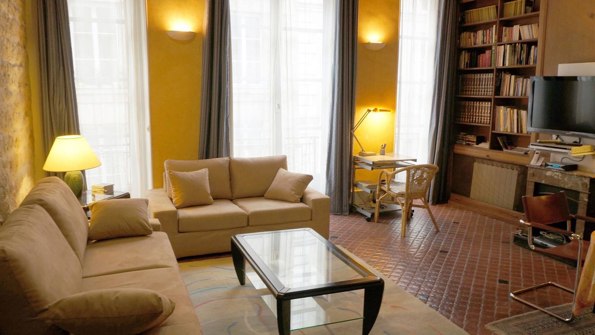 Les Iles Apartment | ILE SAINT-LOUIS - Exclusive location with airport pick-up service [on demand]
