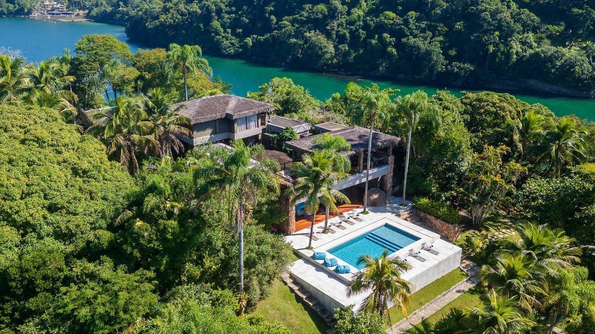 Angra dos Reis Villa | Ilha do Japão - Private Luxurious Island in Angra dos Reis - Ang003