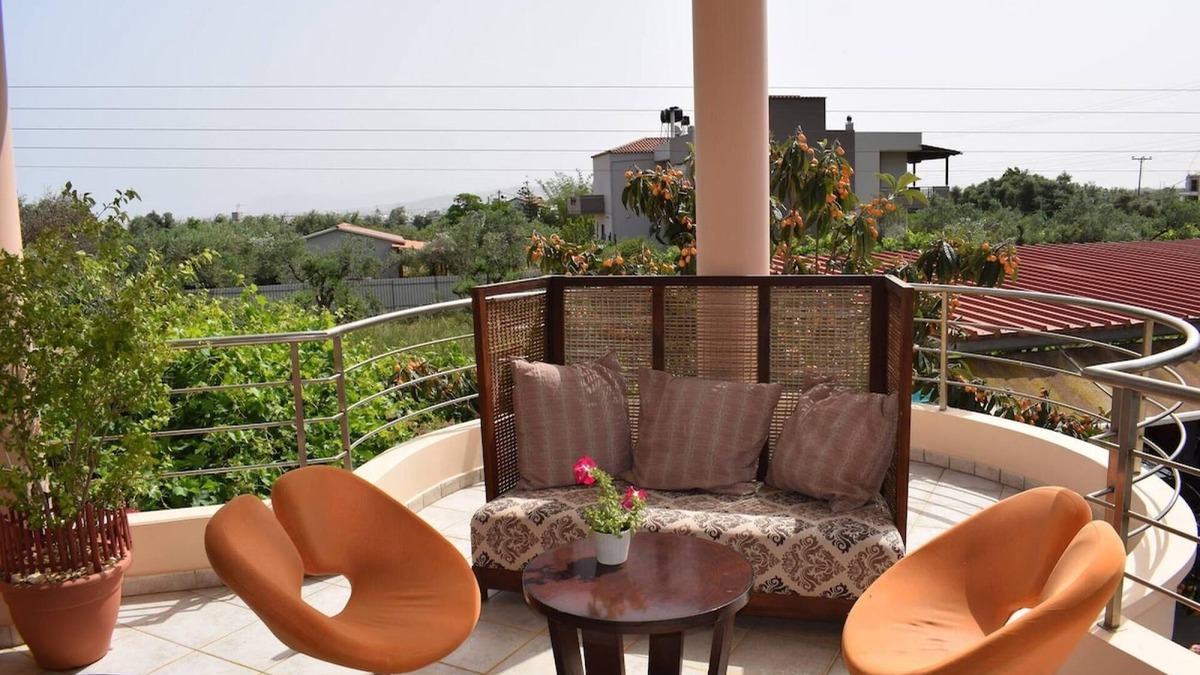 Perivolia Villa | ILIAS VILLA IN CHANIA