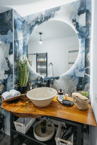 Fagaras Apartment | ILIRIA's Home
