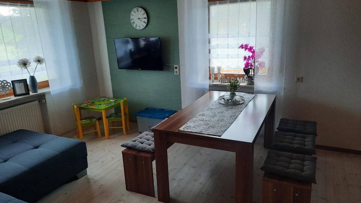 Lam Apartment | Im Schönen Lamer Winkel, Ortsteil Buchetbühl Finden Sie Unsere neu Errichteten Ferienwohnungen. Unser Anwesen Befindet Sich Inmitten von Wiesen und Wäldern, Welche Direkt zum Erkunden Einladen. Egal zu Welcher Jahreszeit Genießen Sie Unsere Schöne La