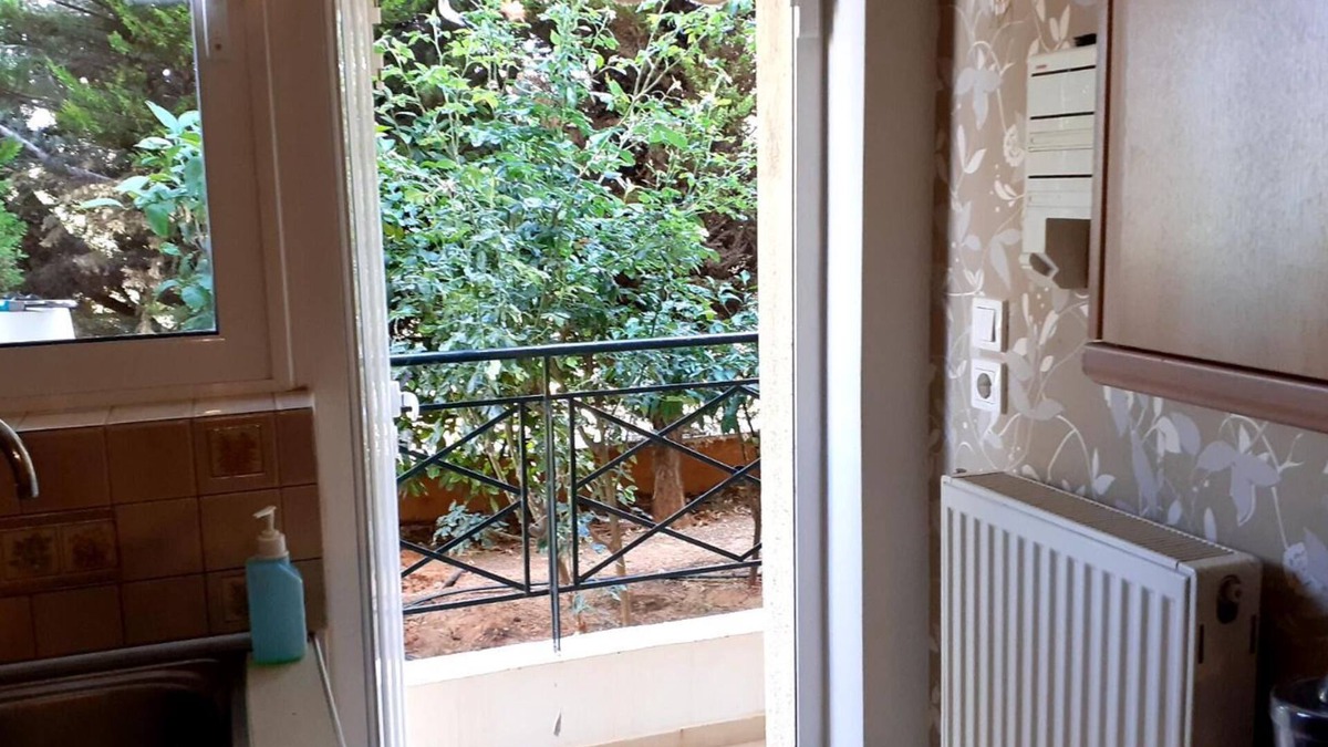 Paiania Apartment | Immaculate 2-bed Apartment