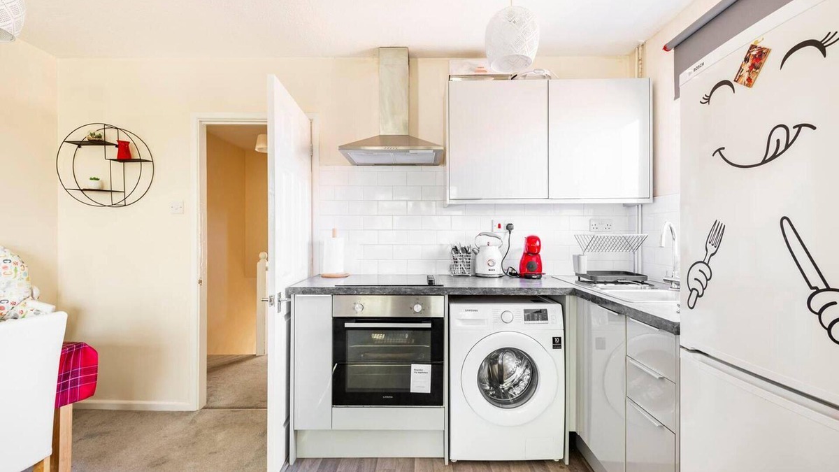 Bletchley House | Immaculate 2 - Bedroom House in Milton Keynes