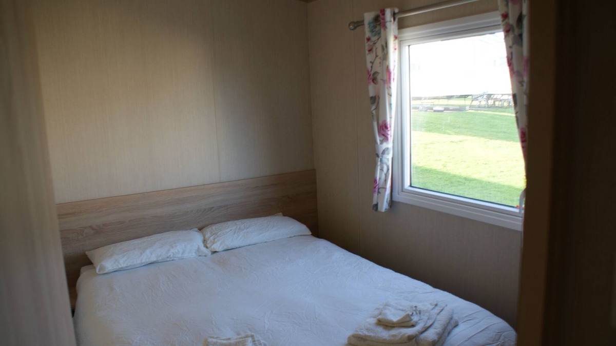 Crimdon House | Immaculate 3-Bed Caravan in Hartlepool