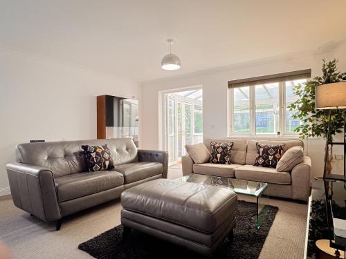 Broadstone House | Immaculately presented house