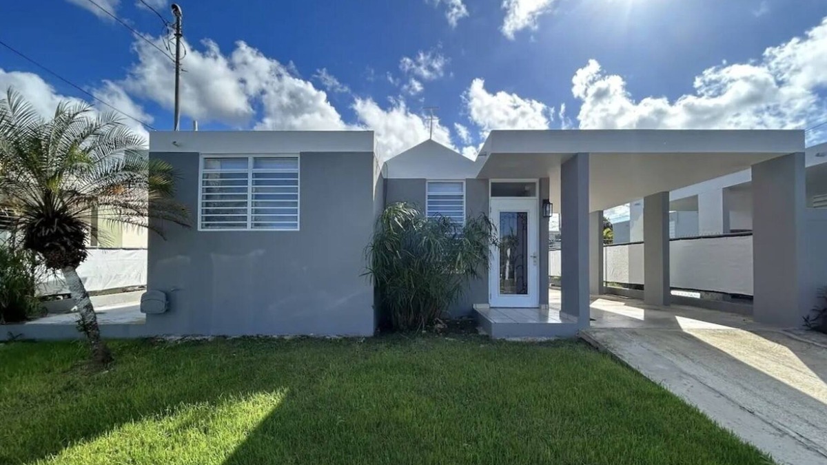 Mora House | Immerse in the west coast of Puerto Rico at Islabella Guest House
