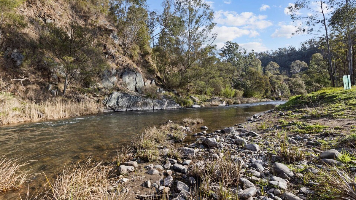 Dargo House | Immerse yourself in the serenity of a secluded retreat
