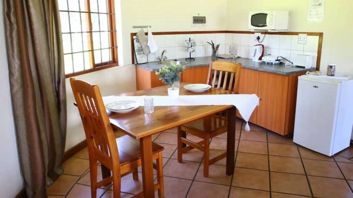 Krugersdorp Ski Chalet | Impangele Lodge Chalet 03 - Loft