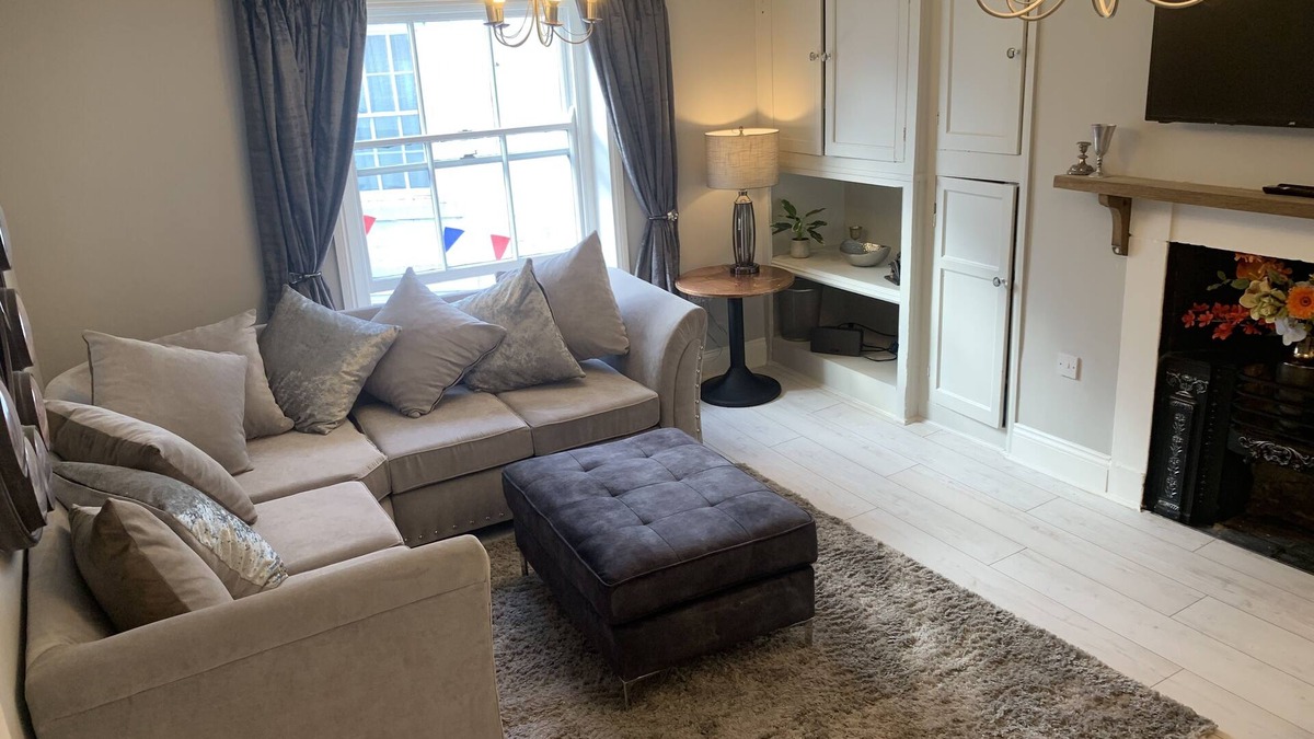 Hexham Apartment | Impeccable 1-Bed Apartment in the heart of Hexham