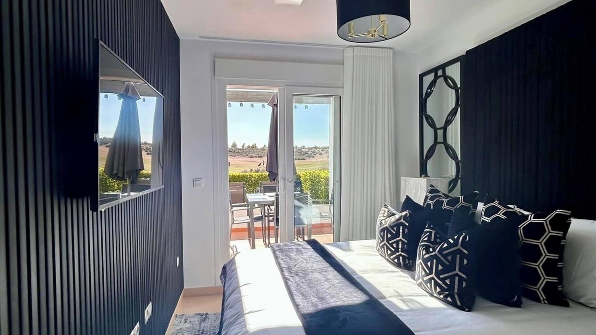 Alhama de Murcia Apartment | Impeccable 2-Bed Apartment in Alhama de Murcia