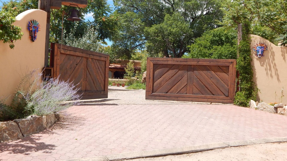 Santa Fe House | Impeccably furnished House in gated Compound.