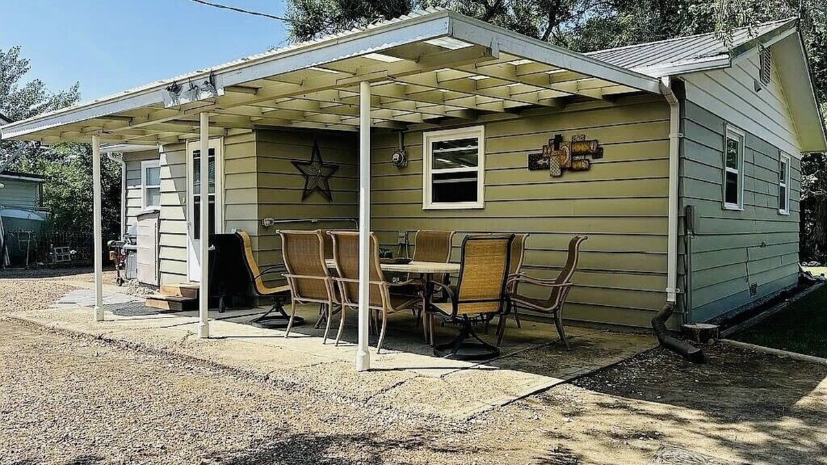 Nashua House | Impeckable Lodging