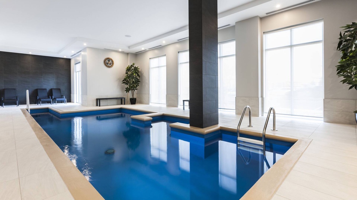Boucherville Hotel | Imperia Hotel & Suites Boucherville