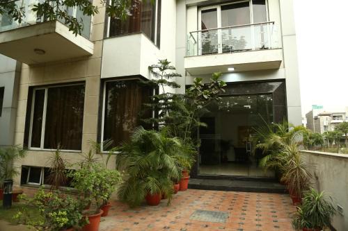 South City I Apartment | Imperial Apartments Huda City