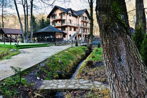 Vladeni House | Imperial Resort