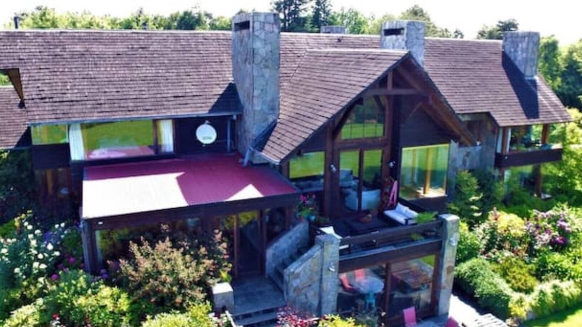Puerto Varas House | Impresionante Casa con Vista al Lago y Volcanes
