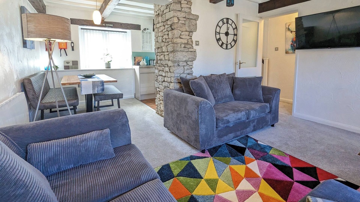 Meathop House | Impressive 3-bed cottage on 9-acres of land