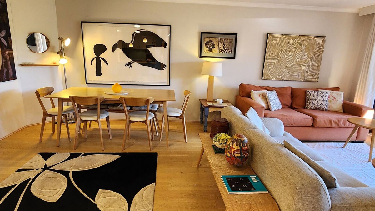 Waterloo Apartment | Impressive Centrally Located Penthouse