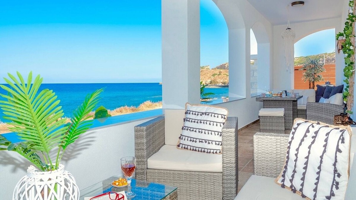 Skaleta Villa | Impressive Seafront Villa with Amazing Views, A/C and Private Pool just 5 meters to Skaleta Beach!