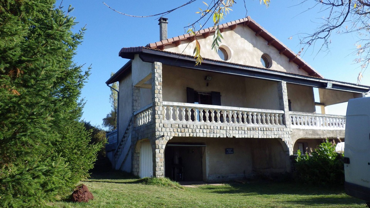 Coucouron House | In a framework of peace a house all comfort awaits you panoramic view