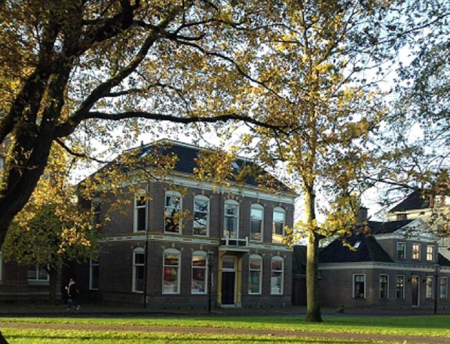 Assen Bed & Breakfast | "In de Kloosterhof" Gratis privé parkeren