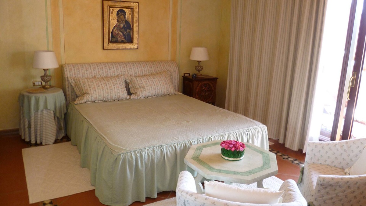 Capo Ferro Apartment | In elegant Residence with breathtaking views over the archipelago of La Maddalena.