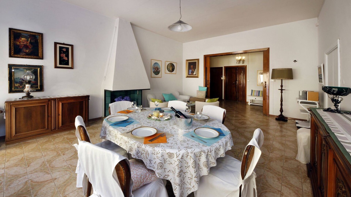 Formia Apartment | IN FORMIA GAETA GULF- NEAR TRAIN STATION- WIFI AIR COND. LASTMINUTE AUGUST