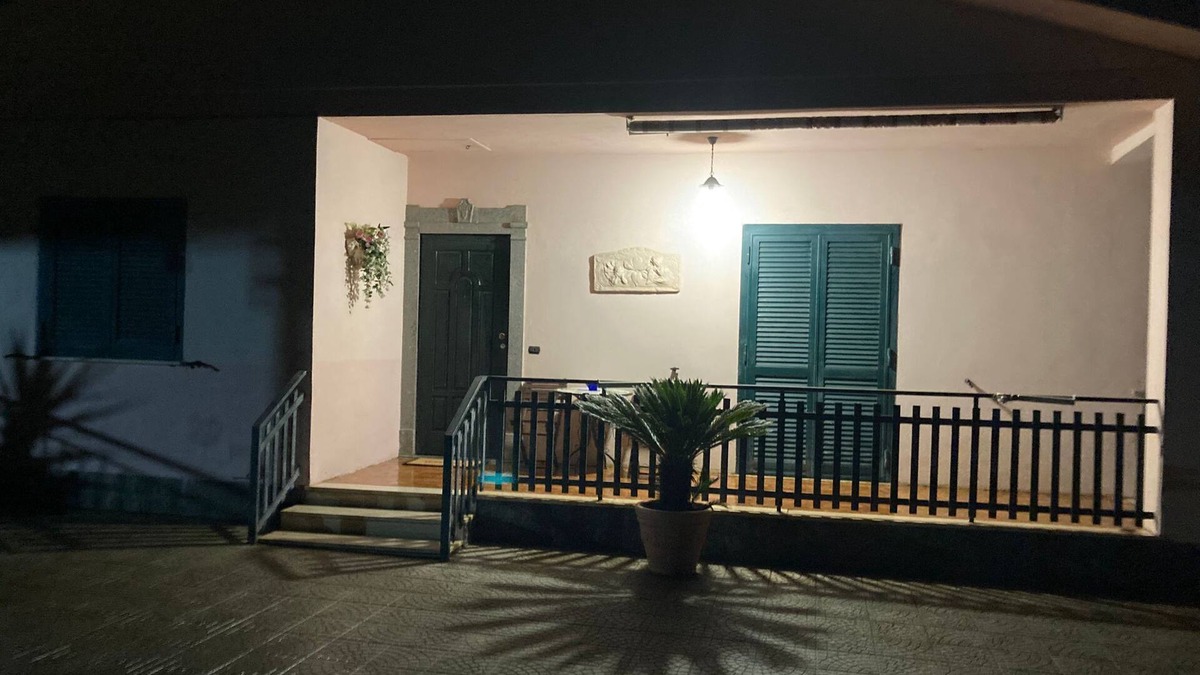 Velletri House | In inglese
