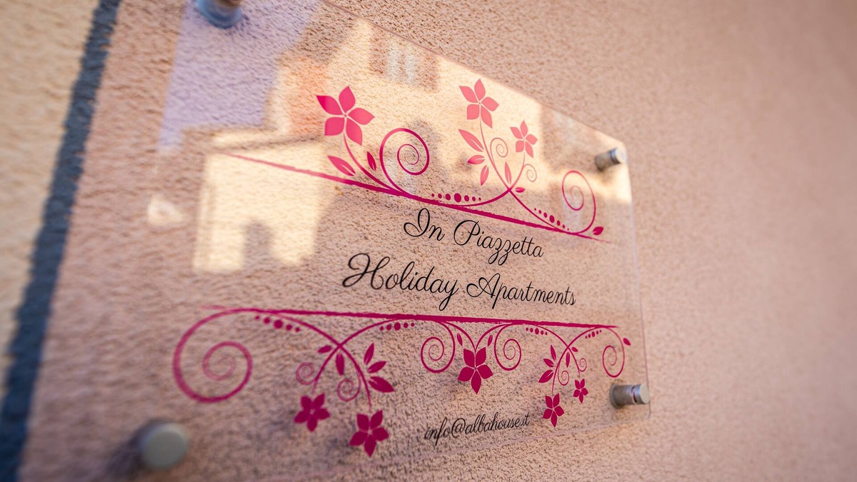 Barolo Apartment | In Piazzetta Holiday Apartments, Barolo: UNIT A