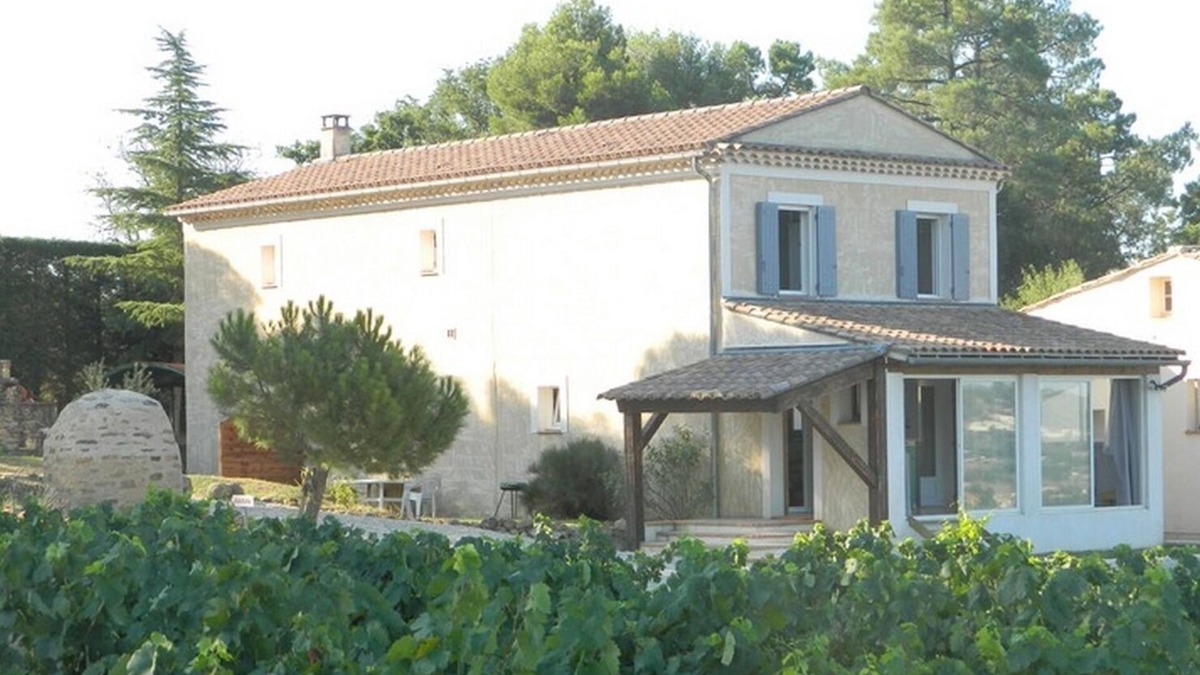 Mormoiron Cottage | In Provence, in the middle of the vineyards! facing Mont Ventoux