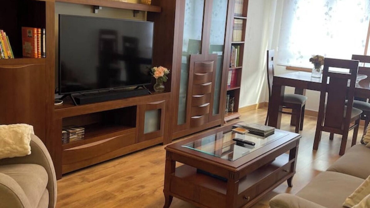 Mieres Apartment | In the center of Asturias, 15 minutes from Oviedo, 35 minutes from Gijón and Picos de Europa!