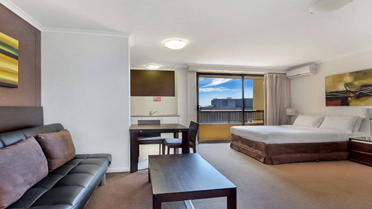 Woolloomooloo Apartment | In the City-Furnished Studio