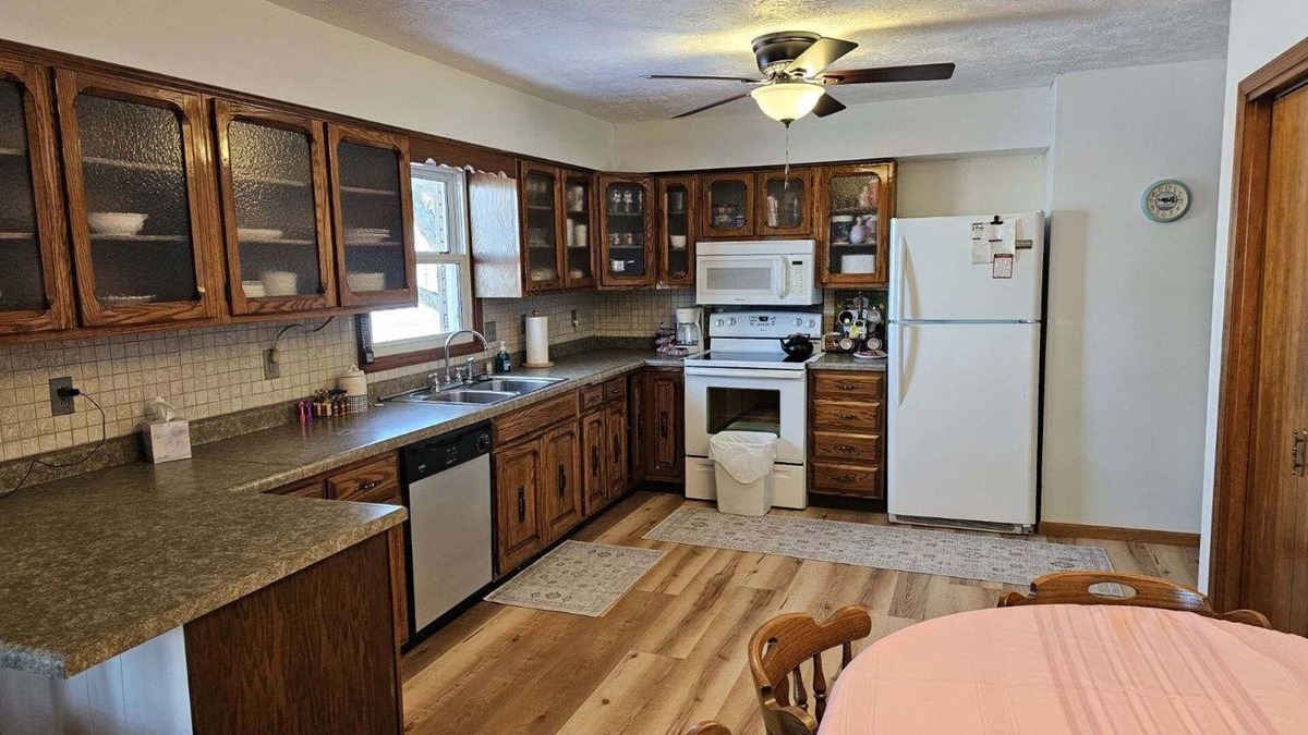 Brookston Other | In the country, 16 min. drive from Purdue University Campus & West Lafayette, IN