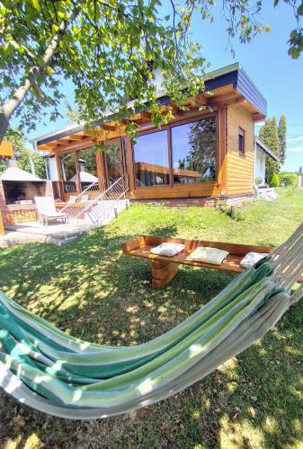 Lopatinec House | In the Green