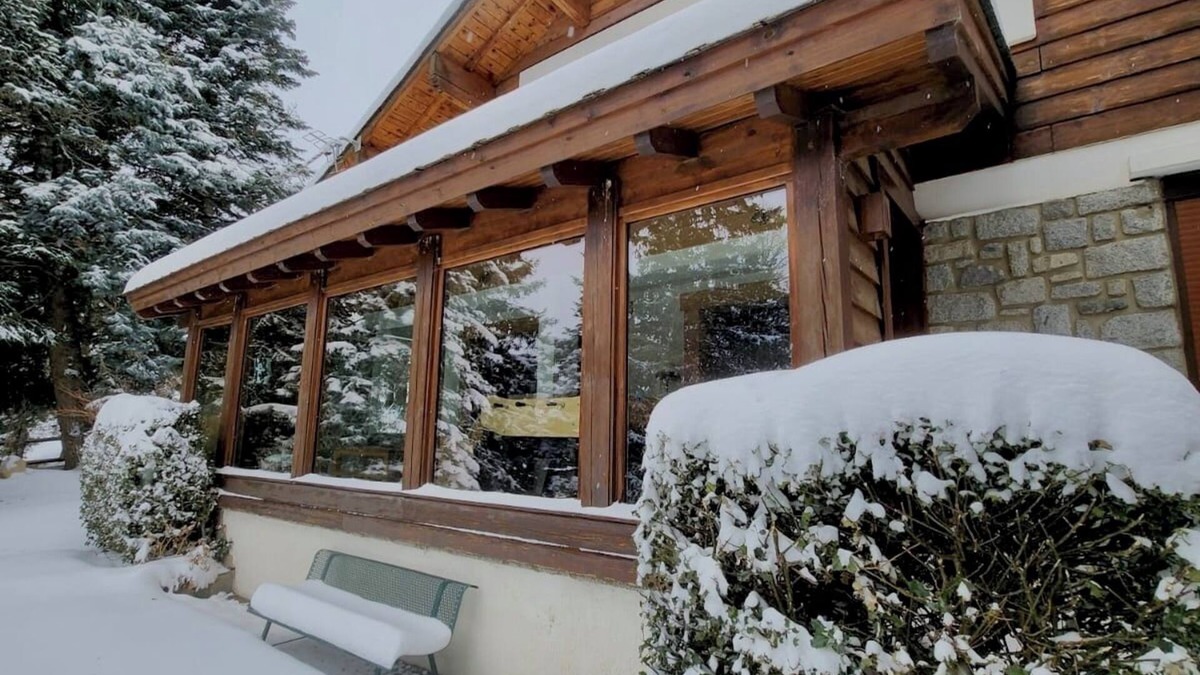 Font-Romeu-Odeillo-Via Ski Chalet | In the heart of town 20 metres from the start of the authentic chalet font rome cable cars