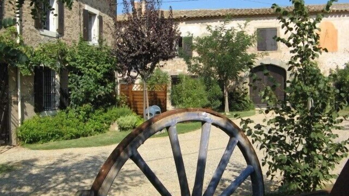 Montbrun-des-Corbieres House | In the heart of the Corbières warm, independent 3-room gite welcoming 4 people