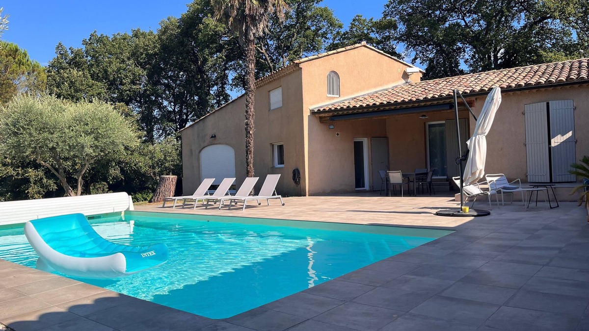 Chateauneuf-du-Rhone House | In the heart of Drôme Provençale