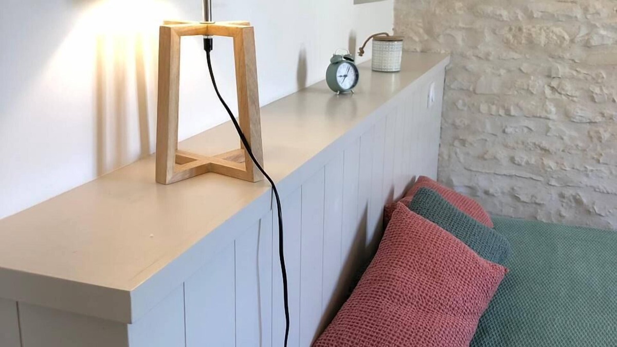 Le Bois-Plage-en-Re House | In the heart of the village, charming Rhone stone house, quality fittings