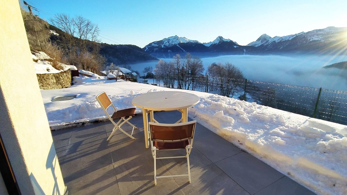 Montmin Apartment | In the heart of nature with an unique view