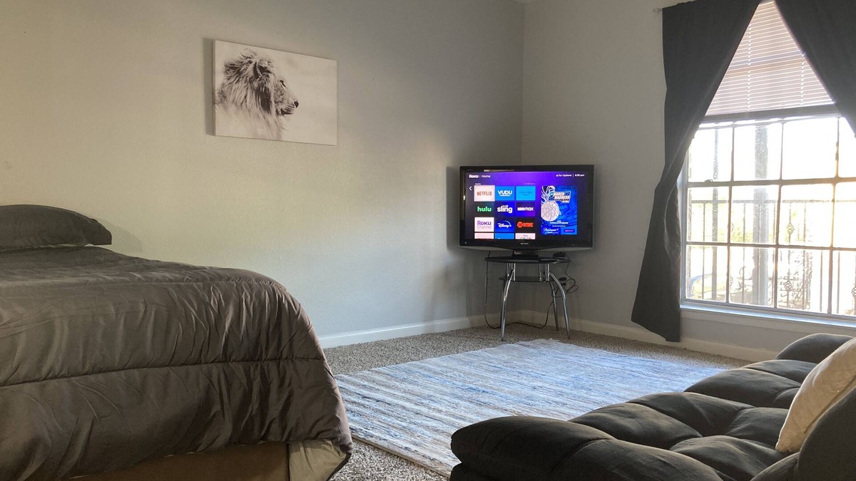 Willow Meadows/Willowbend Area Apartment | In the heart of all the action!