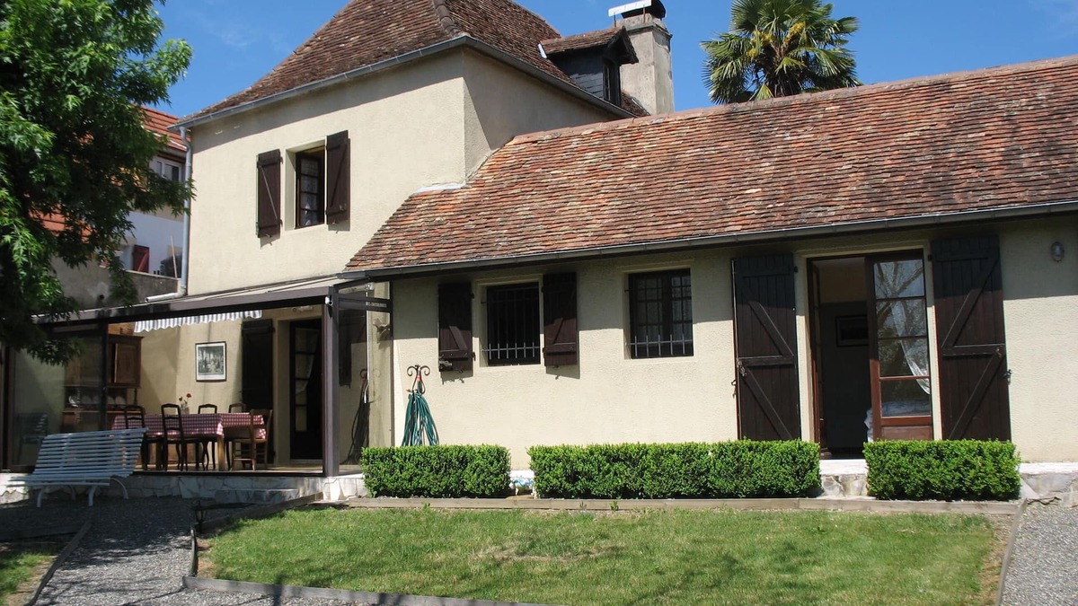 Lagor Cottage | In the heart of Béarn, at the gates of the Basque Country, Pyrenees, sea and Spain
