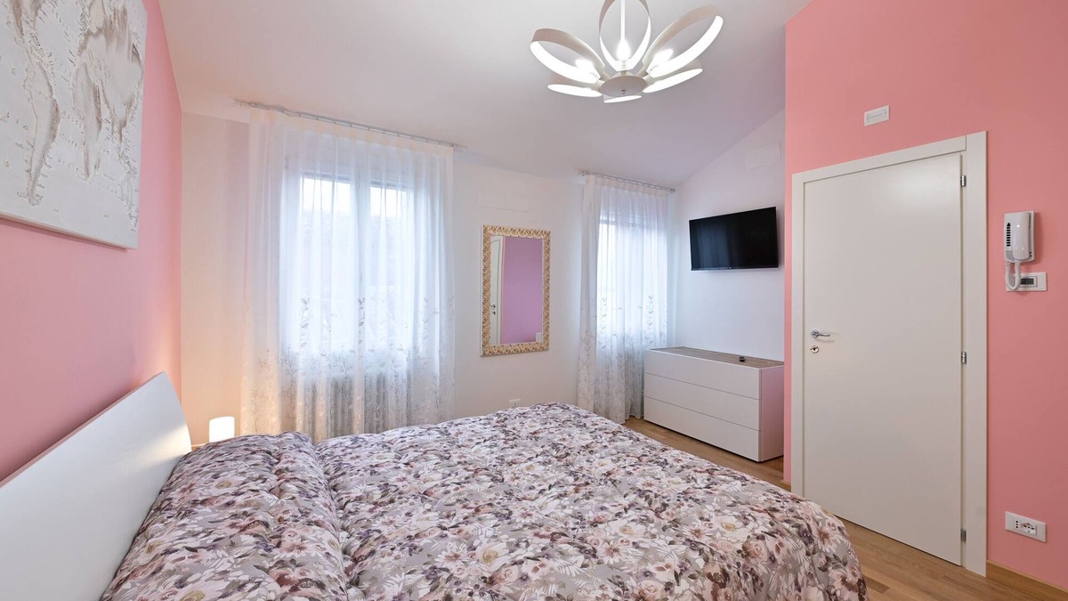 Burano House | In the heart of Burano recently restored house fully equipped