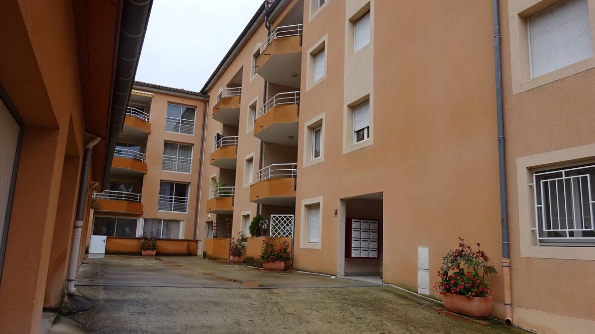 Vals-les-Bains Apartment | In the heart of vals T2 apartment in a recent and quiet residence.