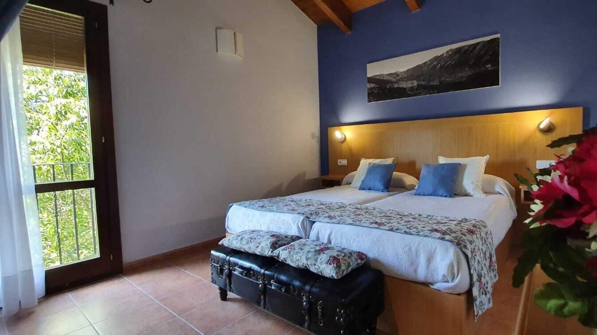 Las Almunias House | In the heart of the Natural Park of the Sierra and Guara canyons.