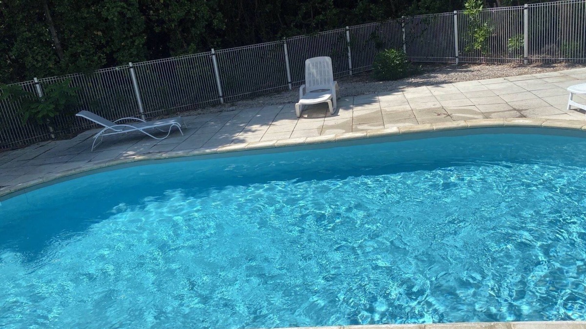 Paradou Apartment | In the heart of the Alpilles - Apartment with swimming pool in a quiet private estate