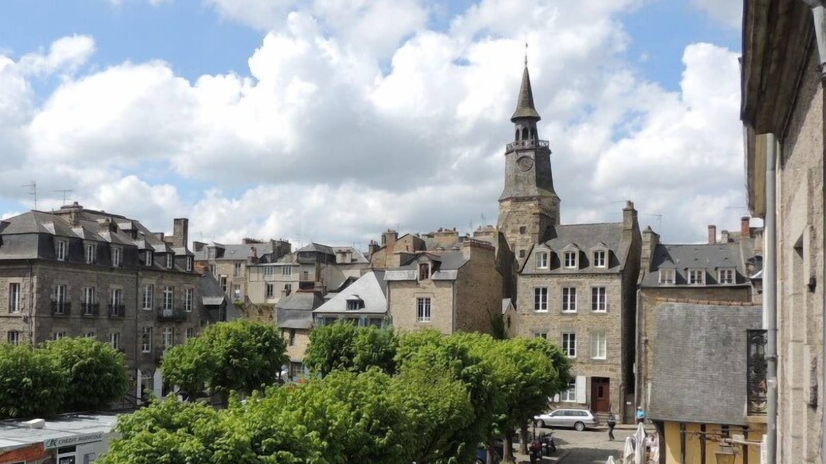 Dinan Apartment | In the heart of the historic center, the painter's house Rated 3 stars